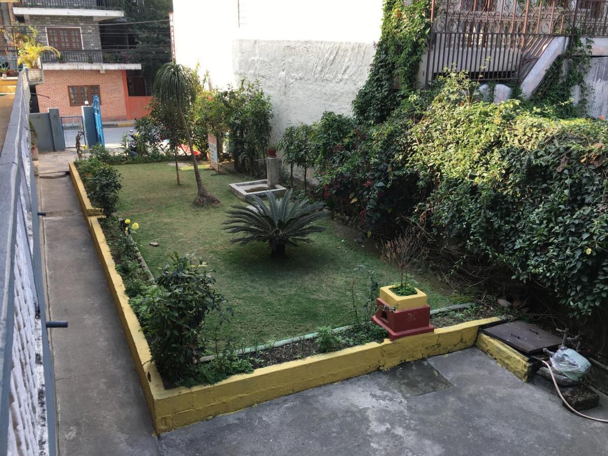 Pushpa Guest House Ποκάρα Εξωτερικό φωτογραφία