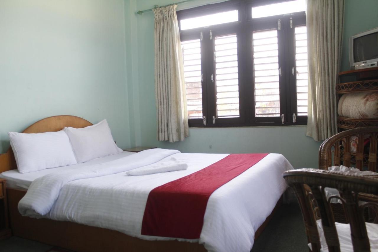 Pushpa Guest House Ποκάρα Εξωτερικό φωτογραφία