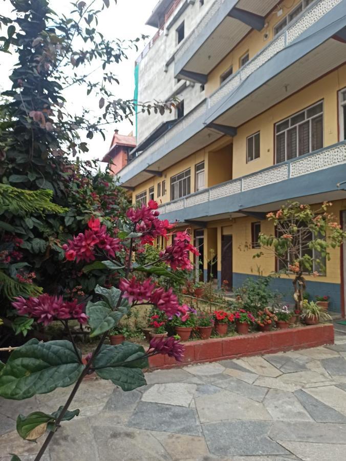 Pushpa Guest House Ποκάρα Εξωτερικό φωτογραφία